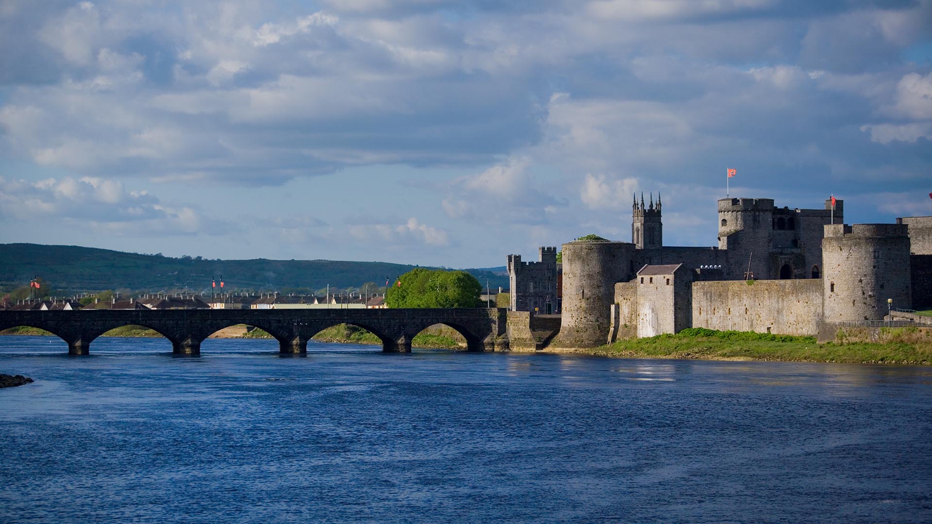 Limerick @Brian Morrison - Tourism Ireland