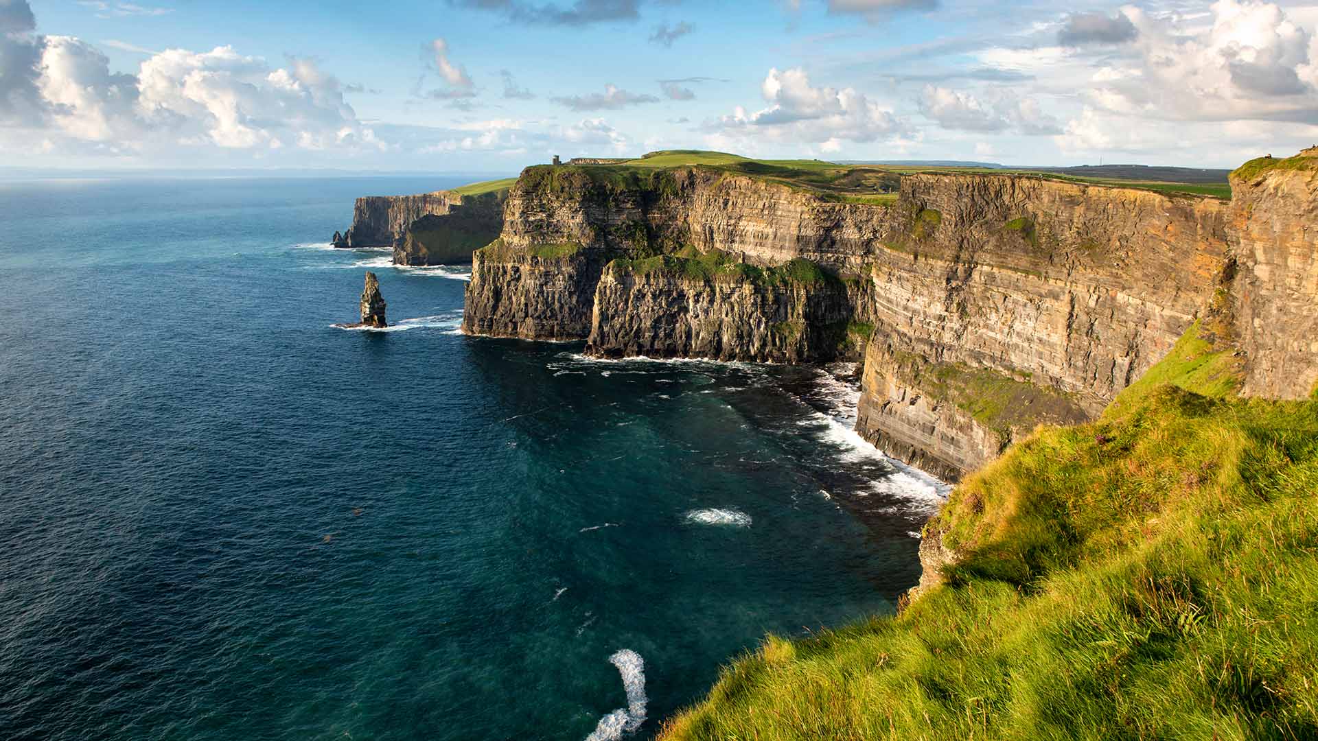 Ирландия. Скалы мохер, графство Клэр, Ирландия. Утёсы мохер Ирландия. Скалы мохер Ирландия. Cliffs of Moher Ирландия.